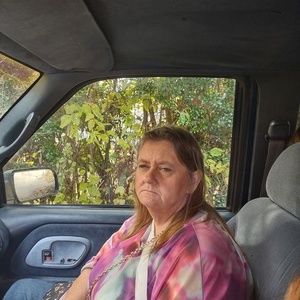 Meet your Posher, Tonya